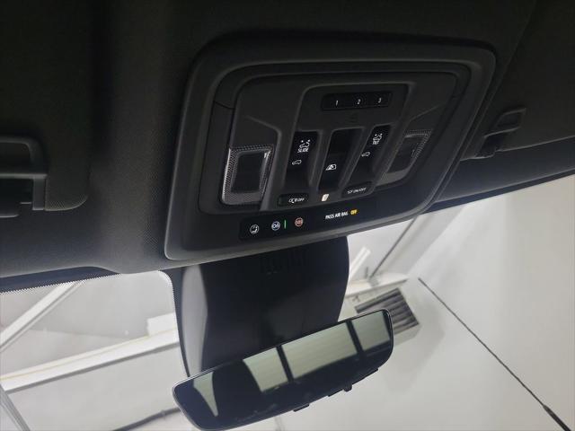 2024 GMC Sierra 3500HD 4WD Crew Cab Standard Bed Denali