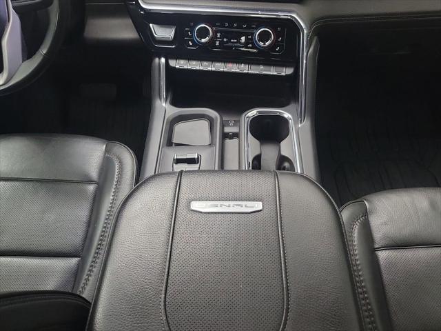 2024 GMC Sierra 3500HD 4WD Crew Cab Standard Bed Denali