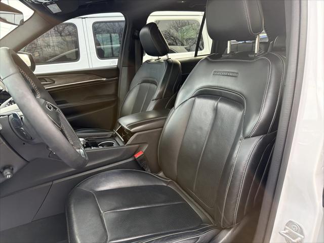 2022 Jeep Grand Cherokee Overland 4x4