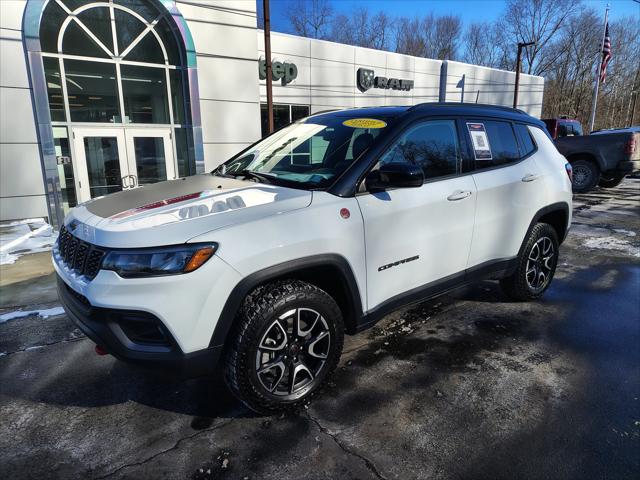 2025 Jeep Compass Trailhawk 4x4
