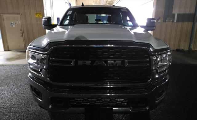 2024 RAM 2500 Big Horn Crew Cab 4x4 64 Box 2024 RAM 2500 Big Horn Crew Cab 4x4 64 Box