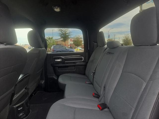 2024 Ram 3500 Big Horn Crew Cab 4x4 8' Box