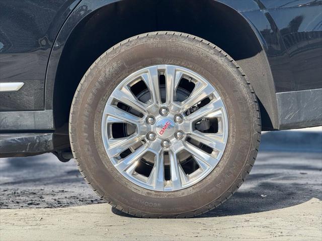 2025 GMC Yukon 4WD Denali