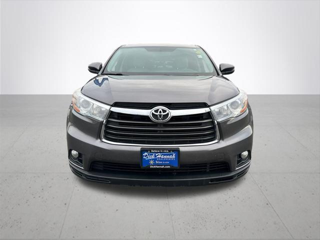 2016 Toyota Highlander LE Plus V6