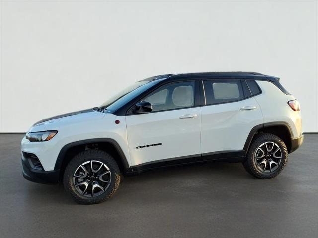 2026 Jeep Compass COMPASS TRAILHAWK 4X4
