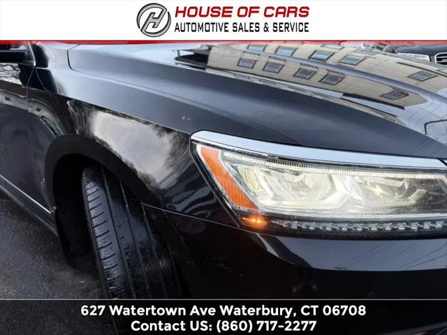 2017 Volkswagen Passat 1.8T SE
