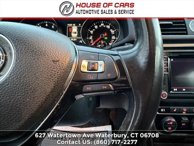 2017 Volkswagen Passat 1.8T SE