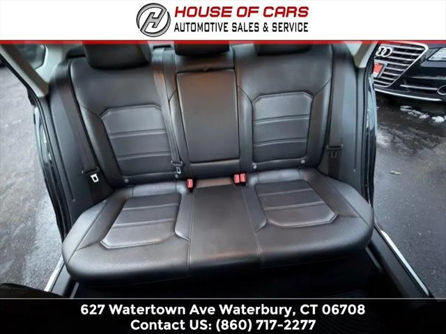 2017 Volkswagen Passat 1.8T SE