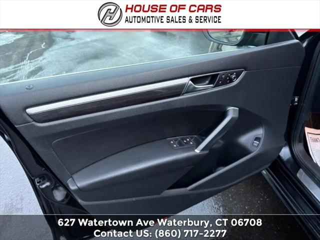 2017 Volkswagen Passat 1.8T SE