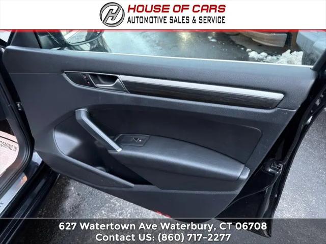 2017 Volkswagen Passat 1.8T SE