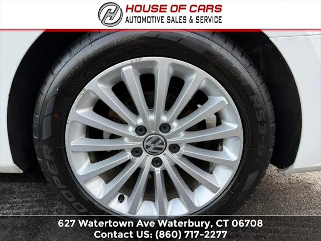 2017 Volkswagen Passat 1.8T SE