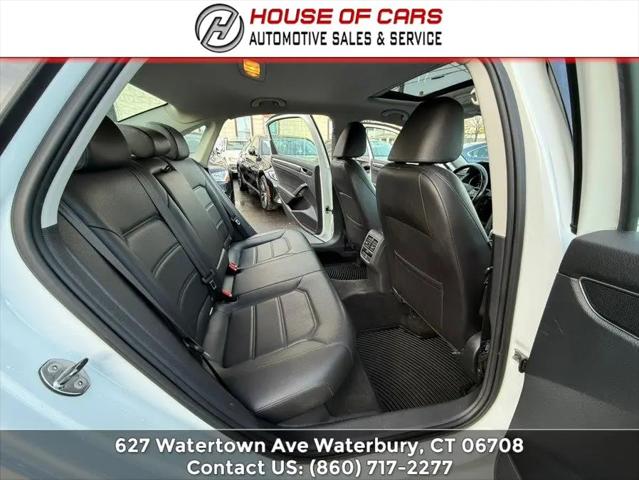 2017 Volkswagen Passat 1.8T SE