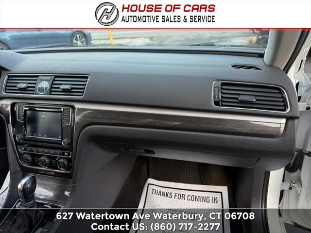 2017 Volkswagen Passat 1.8T SE