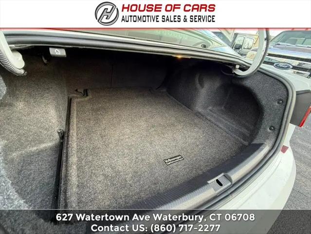 2017 Volkswagen Passat 1.8T SE