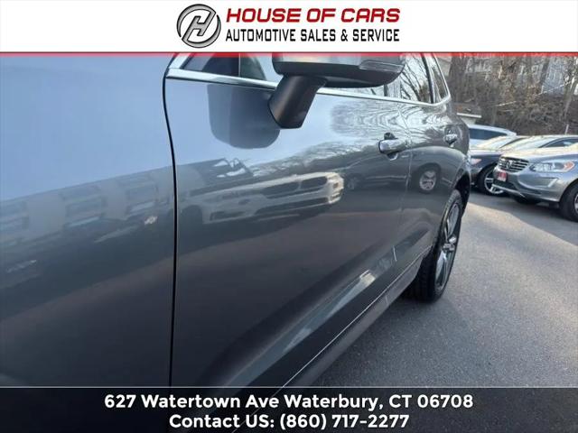 2018 Volvo XC60 T5 Momentum