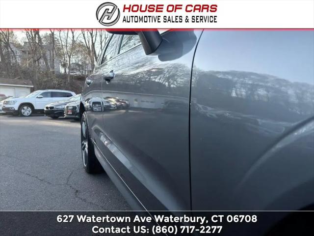 2018 Volvo XC60 T5 Momentum
