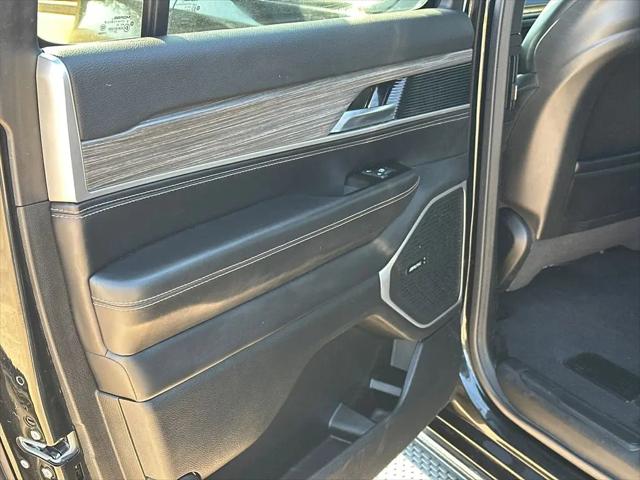 2023 Jeep Wagoneer Series II