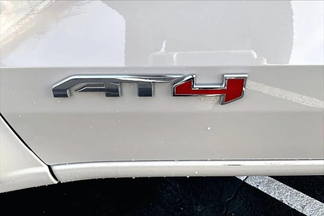 2026 GMC Canyon AT4, 4WD