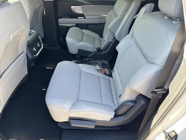 2026 Ford Expedition Max Active MAX