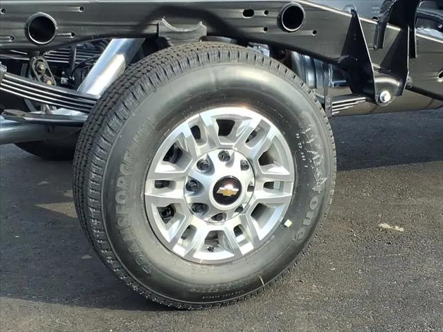 2026 Chevrolet Silverado 2500HD Crew Cab, Long Bed, WT, 4WD