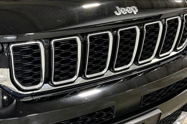 2022 Jeep Grand Cherokee L Limited 4x4