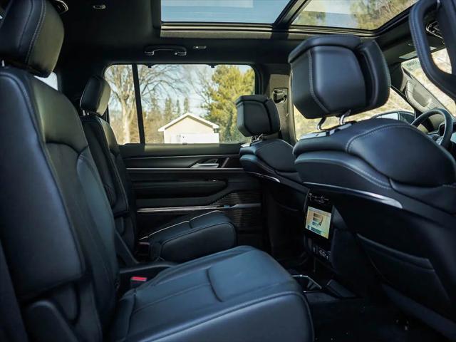2026 Jeep Grand Wagoneer Summit Obsidian 4x4