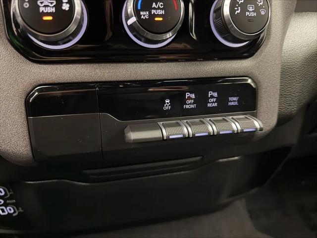 2025 Ram 1500 Tradesman Crew Cab 4x4 5'7" Box