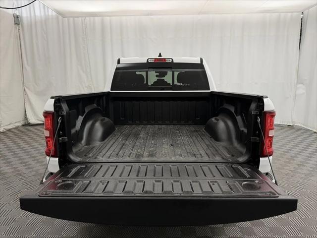 2025 Ram 1500 Tradesman Crew Cab 4x4 5'7" Box
