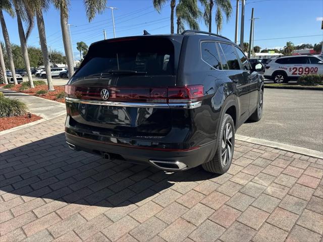2026 Volkswagen Atlas SE with Technology