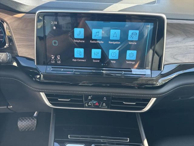 2026 Volkswagen Atlas SE with Technology