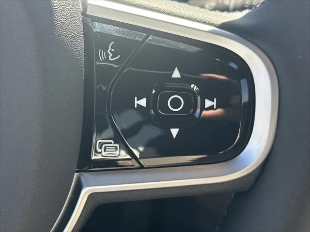 2026 Volvo XC90 Plug-In Hybrid Plus, T8 AWD, Electric/Gasoline, Bright, 7 Seats