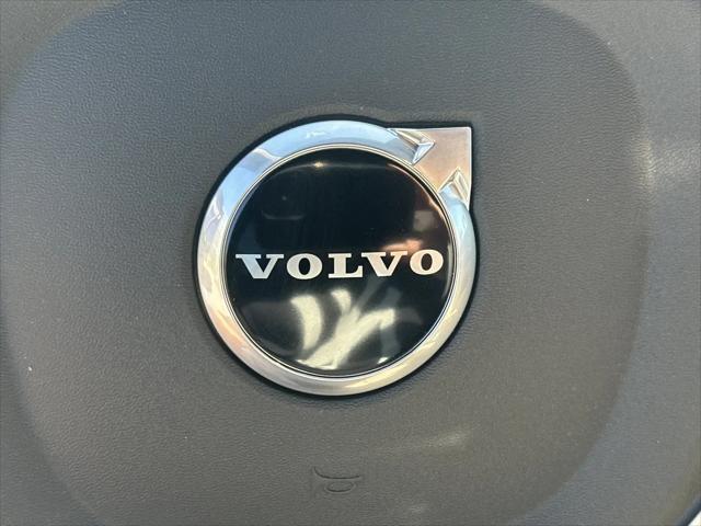 2026 Volvo XC90 Plug-In Hybrid Plus, T8 AWD, Electric/Gasoline, Bright, 7 Seats