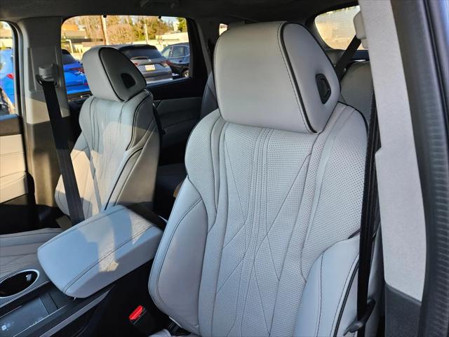 2026 Acura MDX Advance Package