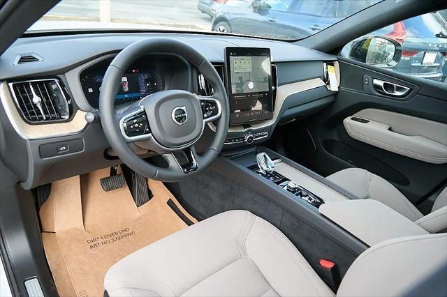 2026 Volvo XC60 B5 Plus