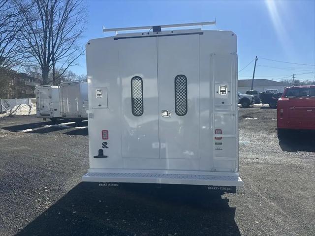 2026 Ford E-350 Cutaway E-Series Cutaway