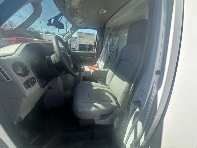 2026 Ford E-350 Cutaway E-Series Cutaway