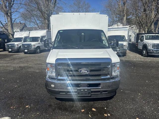 2026 Ford E-350 Cutaway E-Series Cutaway