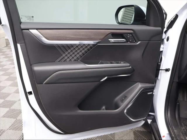 2026 GMC Acadia Denali FWD