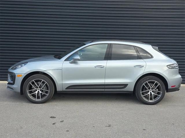 2025 Porsche Macan Macan