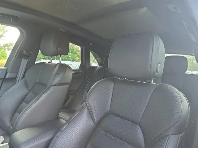 2025 Porsche Macan Macan