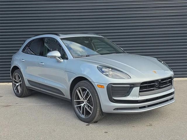 2025 Porsche Macan Macan