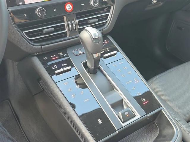 2025 Porsche Macan Macan
