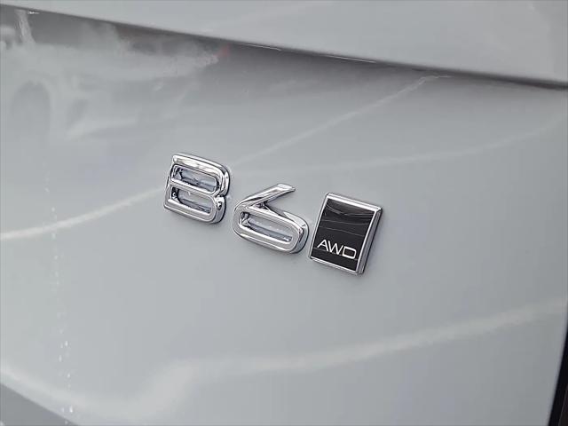 2026 Volvo XC90 Ultra, B6 AWD Gas (mild hybrid), Gasoline, Bright, 7 Seats