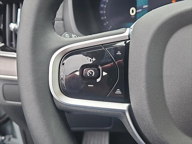 2026 Volvo XC90 Ultra, B6 AWD Gas (mild hybrid), Gasoline, Bright, 7 Seats