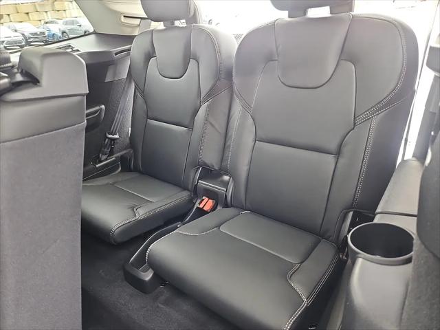 2026 Volvo XC90 Ultra, B6 AWD Gas (mild hybrid), Gasoline, Bright, 7 Seats