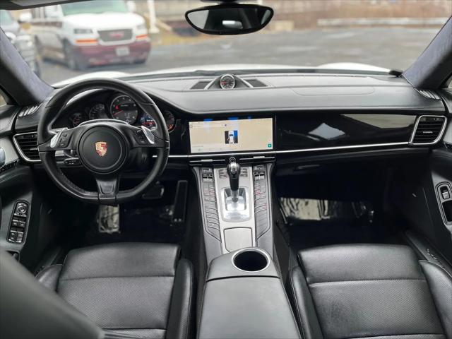 2014 Porsche Panamera Turbo Executive