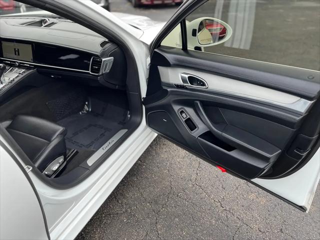 2014 Porsche Panamera Turbo Executive