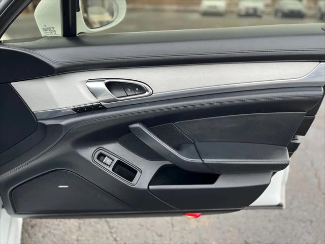 2014 Porsche Panamera Turbo Executive