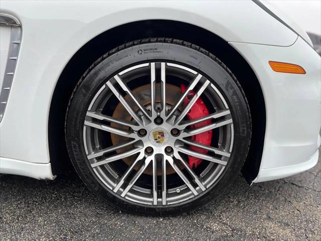 2014 Porsche Panamera Turbo Executive