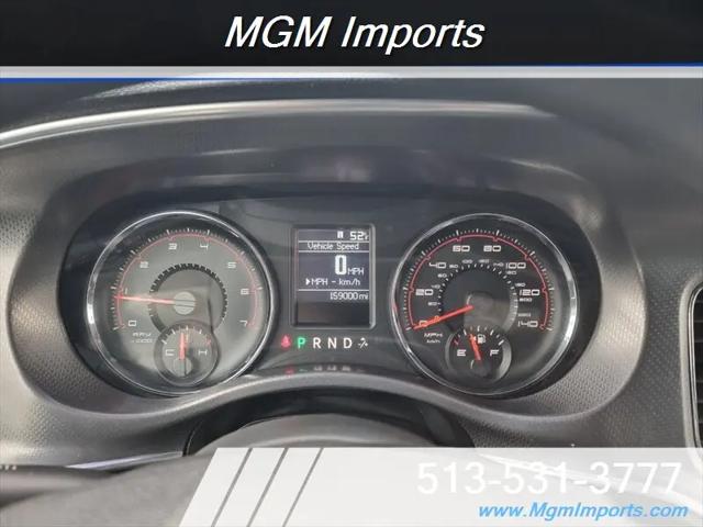 2011 Dodge Charger SE